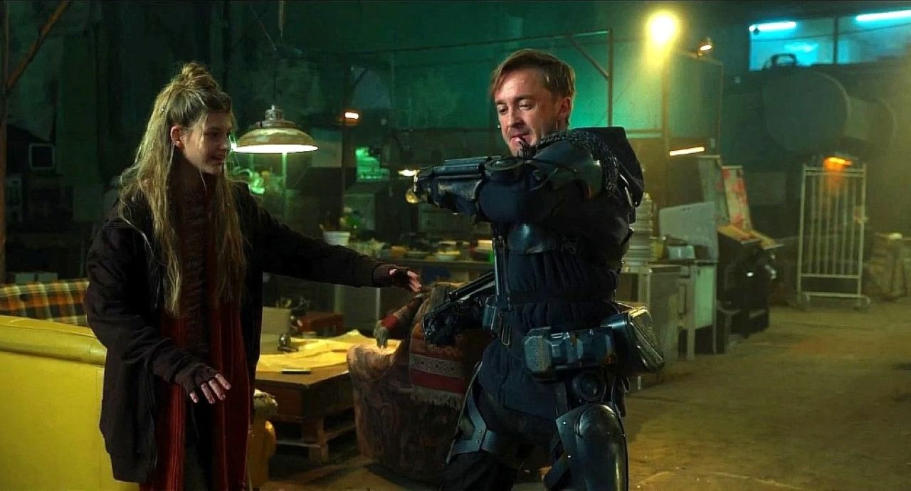 Liza Bugolova and Tom Felton in Altered (2025)