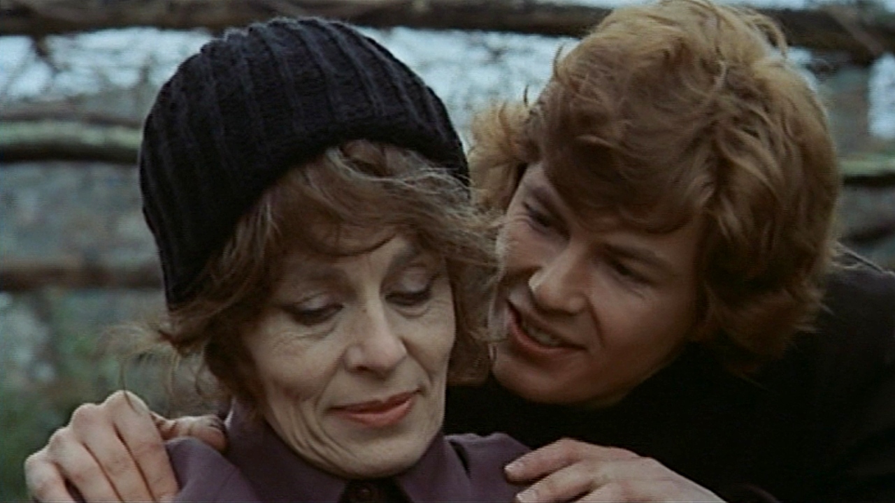 Renaud Verley and Viveca Lindfors in Bell from Hell (1973)