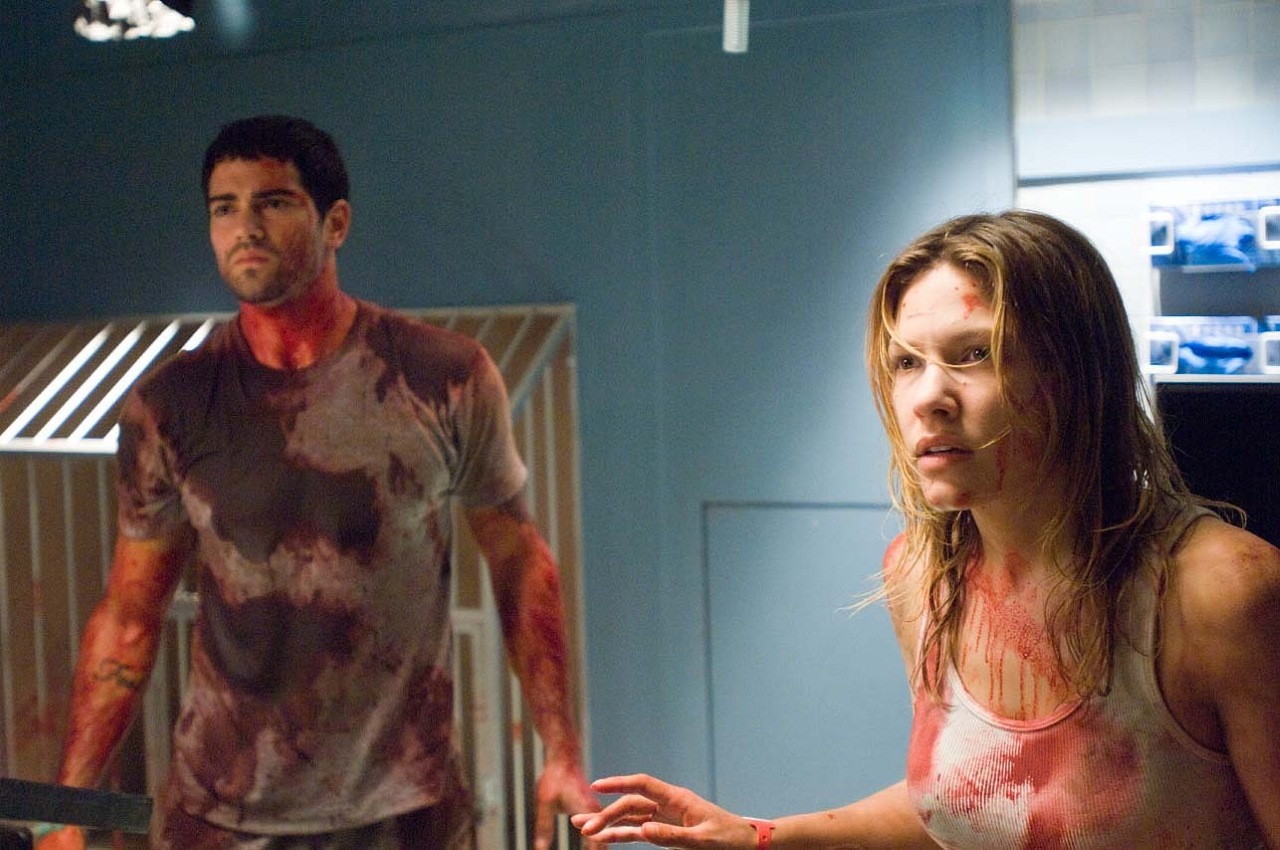 Jesse Metcalfe and Kiele Sanchez in Insanitarium (2008)
