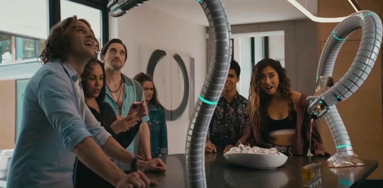 Jedidiah Goodacre, Madison Pettis, Richard Harmon, Vanessa Morgan, Jordan Buhat, Phoebe Miu in Margaux (2022)