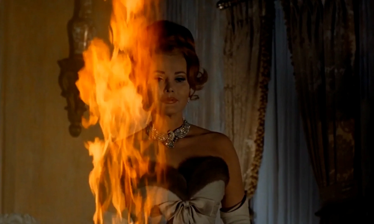 The ghost of Zsa Zsa Gabor in Picture Mommy Dead (1966)
