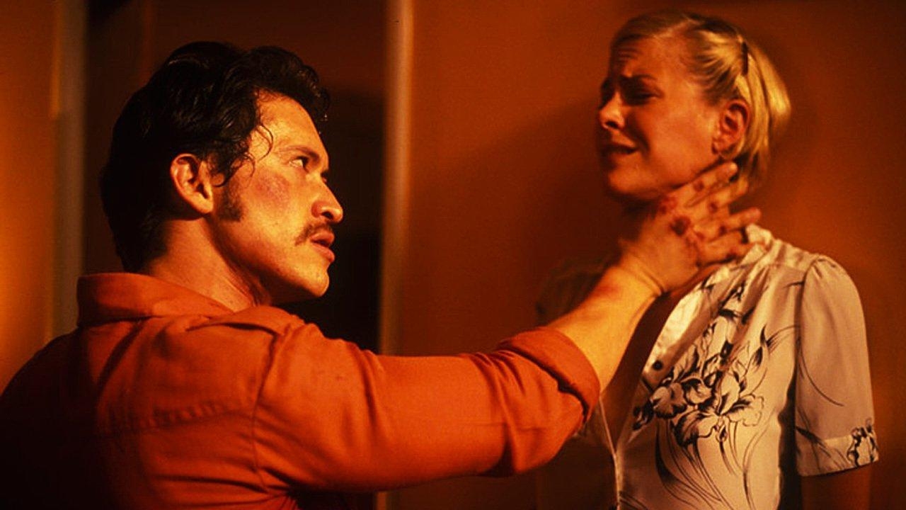 Kenneth Bianchi (Clifton Collins, Jr.) and Brittany Daniel in Rampage: The Hillside Strangler Murders (2006)